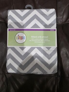 Circo Gray and White Chevron Fitted Crib Sheet